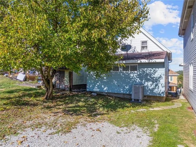 $105,000 | 716 St Clair Avenue, Jeannette, PA 15644