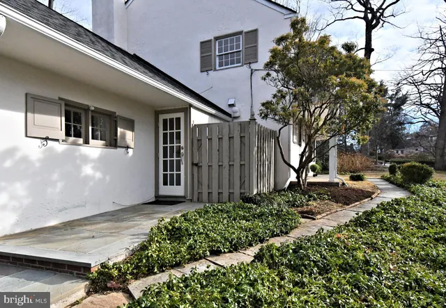 $1,389,000 | 457 School House Lane, Devon, PA 19333