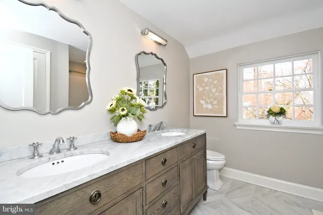 $1,389,000 | 457 School House Lane, Devon, PA 19333