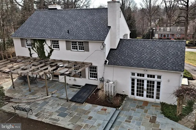 $1,389,000 | 457 School House Lane, Devon, PA 19333