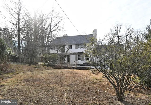 $1,389,000 | 457 School House Lane, Devon, PA 19333