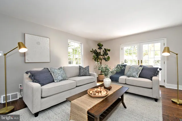 $1,389,000 | 457 School House Lane, Devon, PA 19333