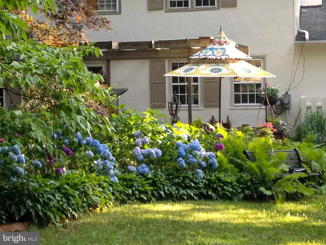 $1,389,000 | 457 School House Lane, Devon, PA 19333