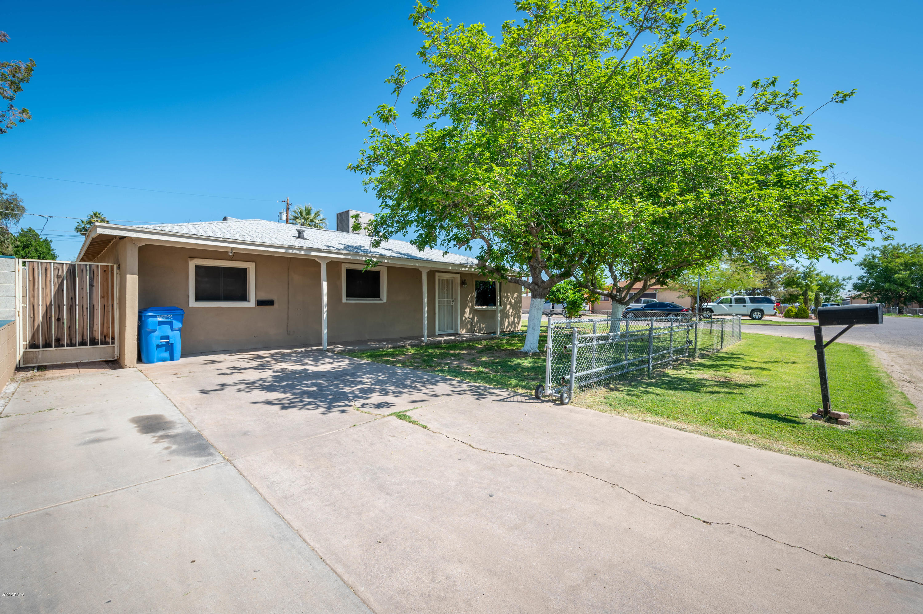 3624 West Coronado Road Phoenix, AZ 85009 - Photo 3 of 27 3624 W Coronado Rd-3