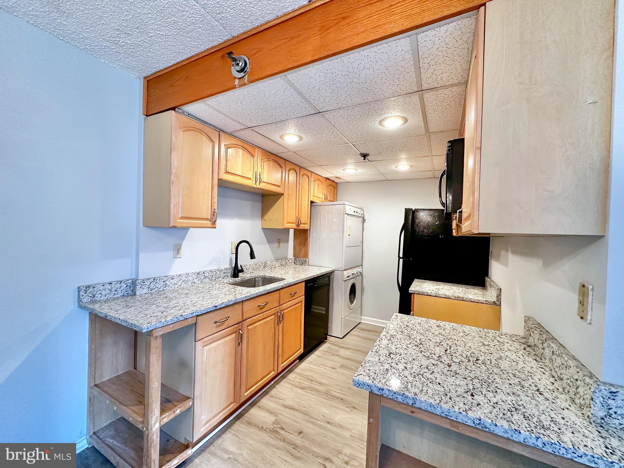 5911 Edsall Road, Unit 314 Alexandria, VA 22304 - Photo 8 of 20 Gallery Image 8