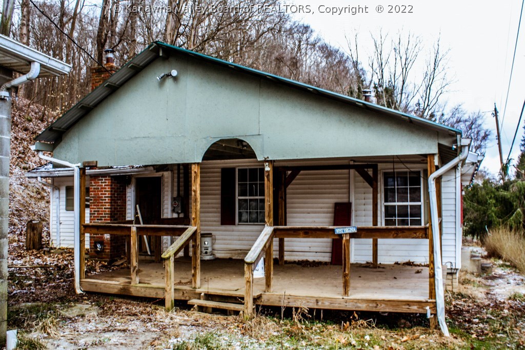 18976 Graham Station Road Letart, WV 25253 - Photo 4 of 6 Gallery Image 4