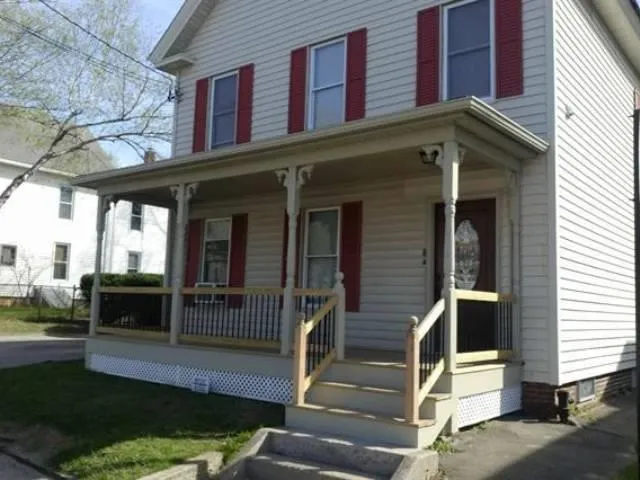 $1,700 | 8 A Allen Street, Berwick, ME 03901