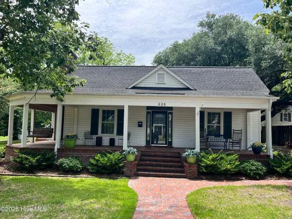 $317,000 | 505 North Madison Street, Whiteville, NC 28472