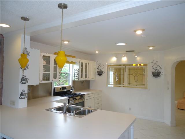5136 1st Road Lake Worth, FL 33467 - Photo 4 of 17 Additional Photo