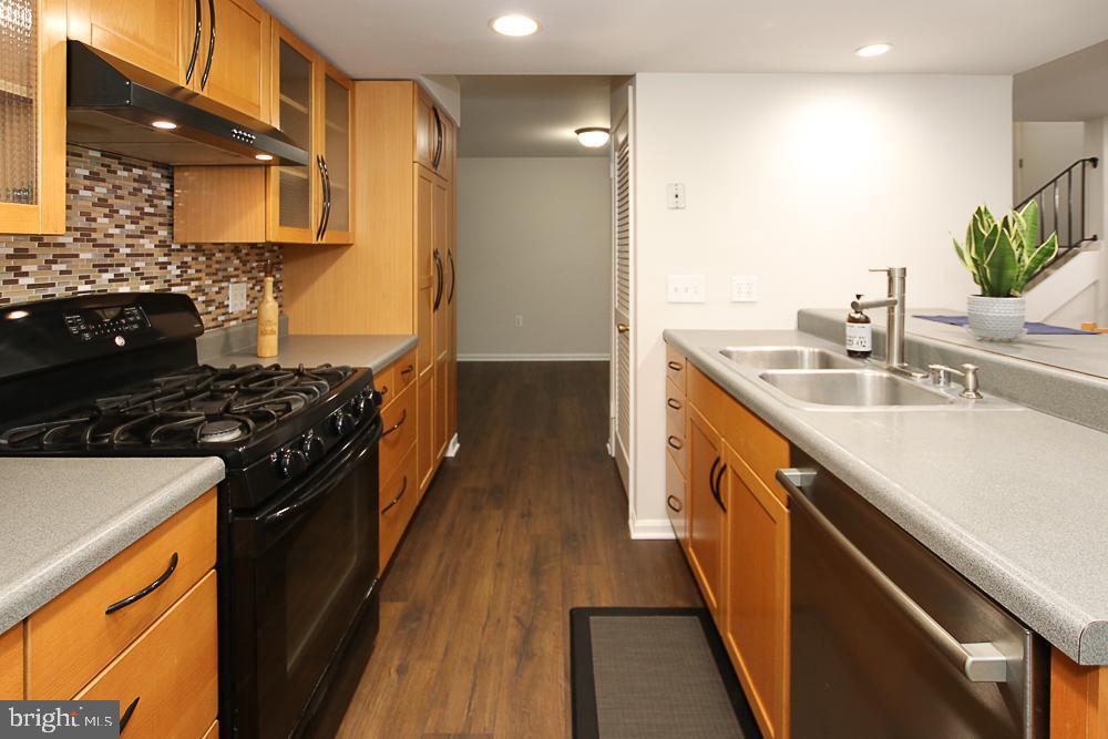 11010 Saffold Way Reston, VA 20190 - Photo 18 of 67