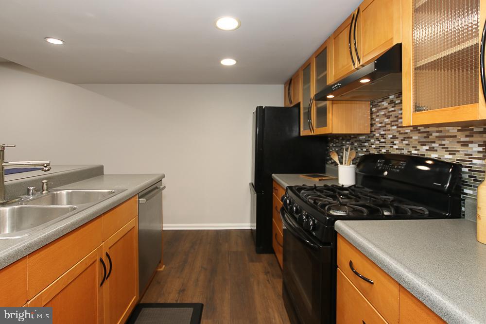11010 Saffold Way Reston, VA 20190 - Photo 20 of 67