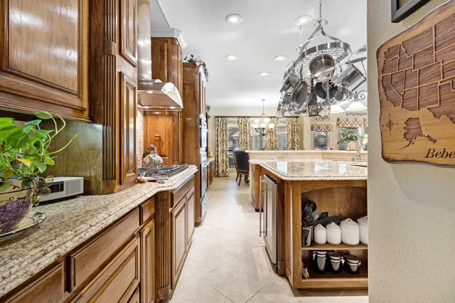 $1,150,000 | 256 Southcreek Park, Livingston, TX 77351