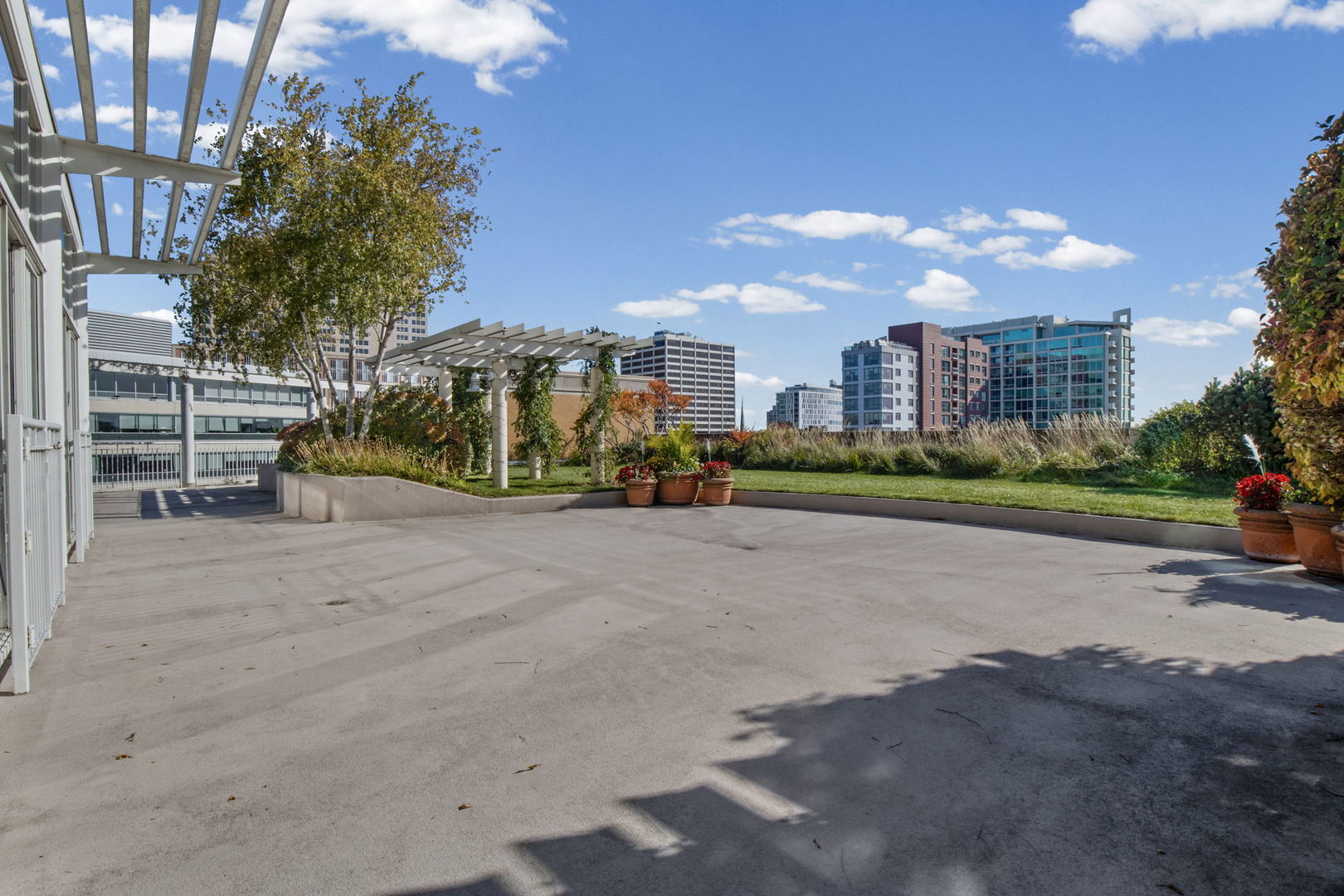 1640 Maple Avenue, Unit 304 Evanston, IL 60201 - Photo 23 of 25 a view of a street with a building in the background
