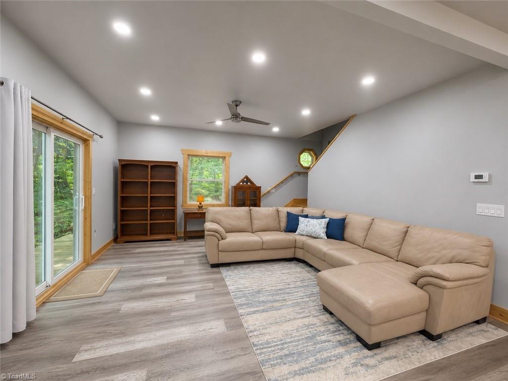 74 Forest Lane Ennice, NC 28623 - Photo 9 of 29