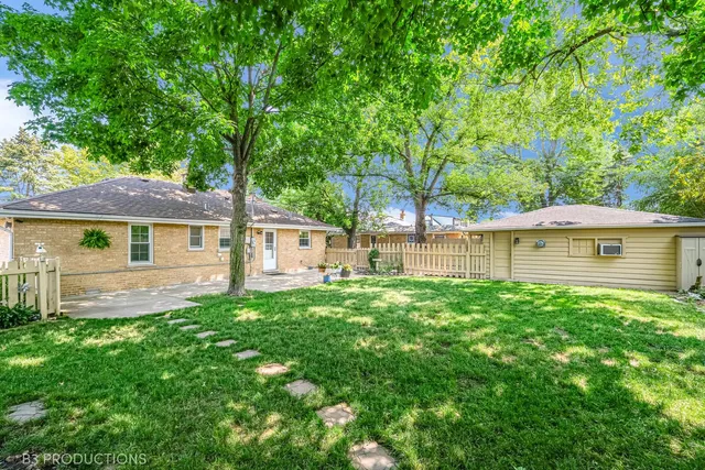 $334,000 | 5825 West 109th Street, Chicago Ridge, IL 60415