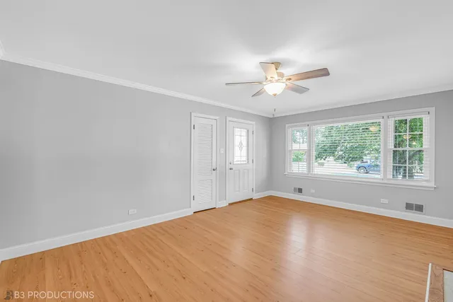 $334,000 | 5825 West 109th Street, Chicago Ridge, IL 60415