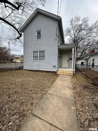$50,000 | 1305 Northeast Monroe Street, Peoria, IL 61603