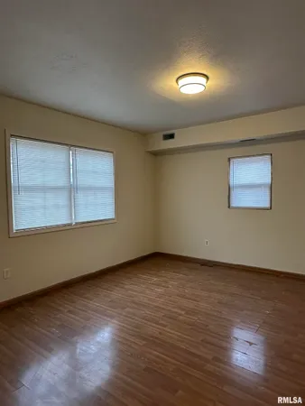 $50,000 | 1305 Northeast Monroe Street, Peoria, IL 61603