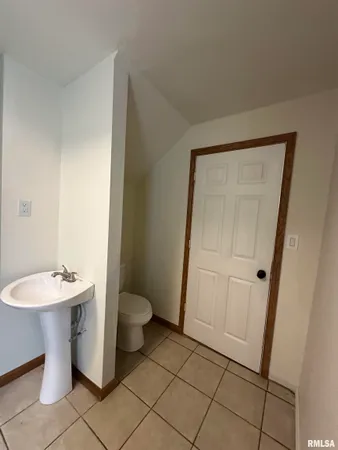 $50,000 | 1305 Northeast Monroe Street, Peoria, IL 61603