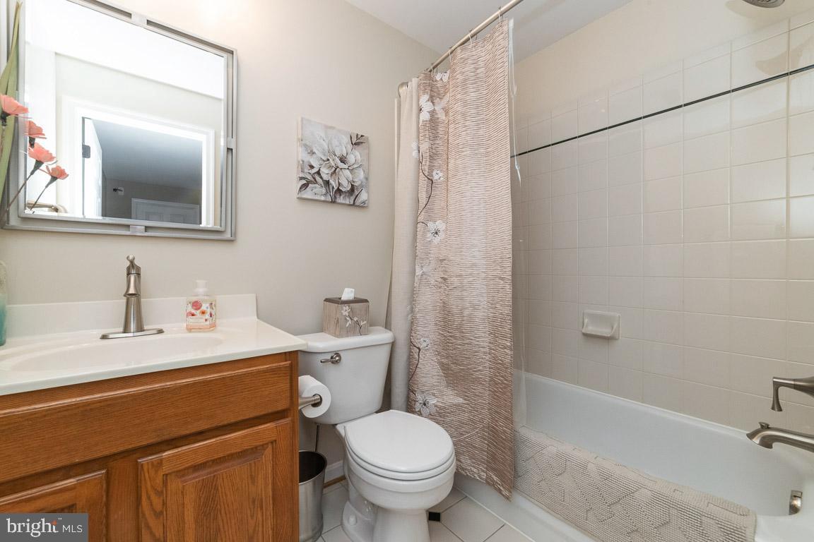 681 Springhouse Square Southeast Leesburg, VA 20175 - Photo 32 of 50 Lower level full bath