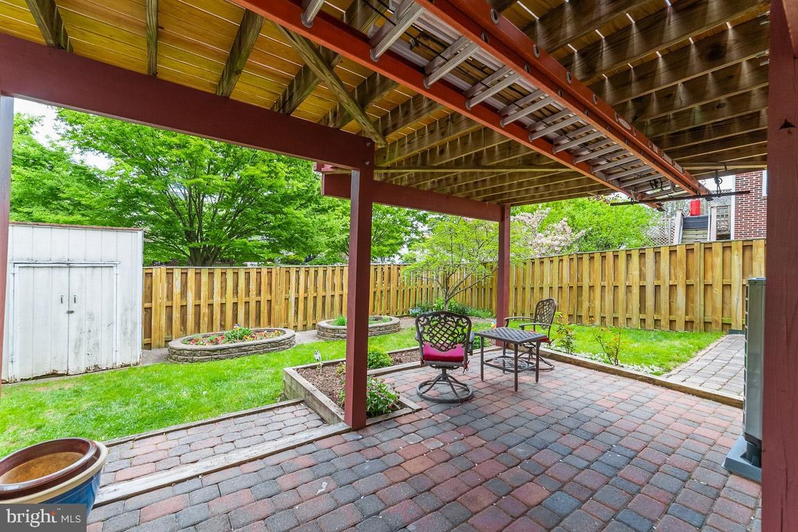 681 Springhouse Square Southeast Leesburg, VA 20175 - Photo 40 of 50 Lovely patio w/ fully fenced rear yard