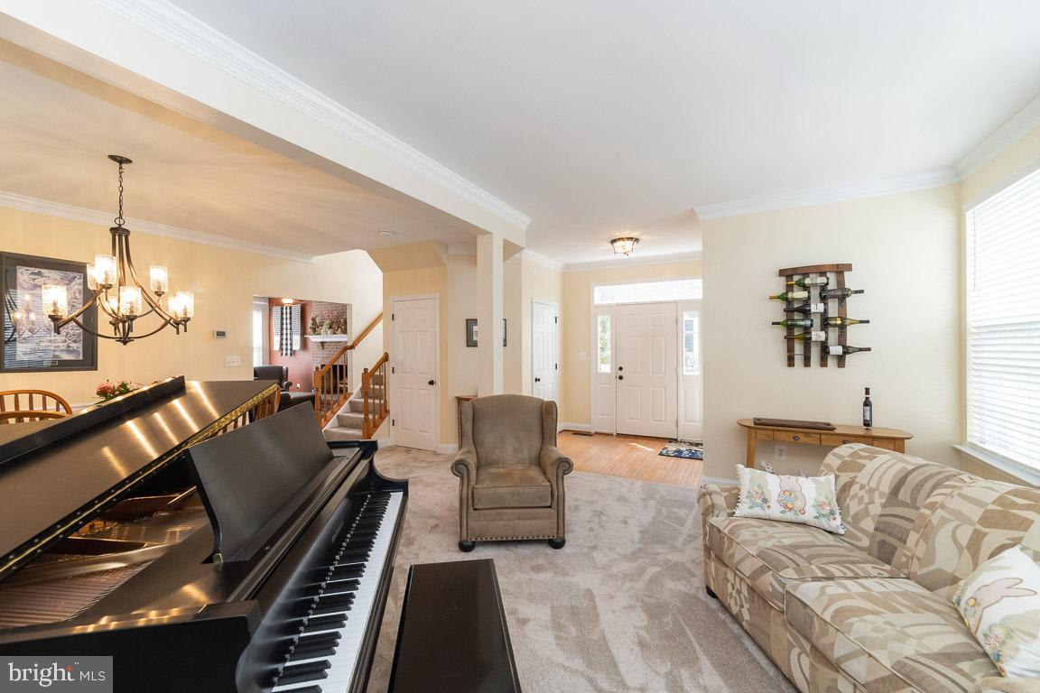681 Springhouse Square Southeast Leesburg, VA 20175 - Photo 9 of 50 Room for music, office or play room...you decide