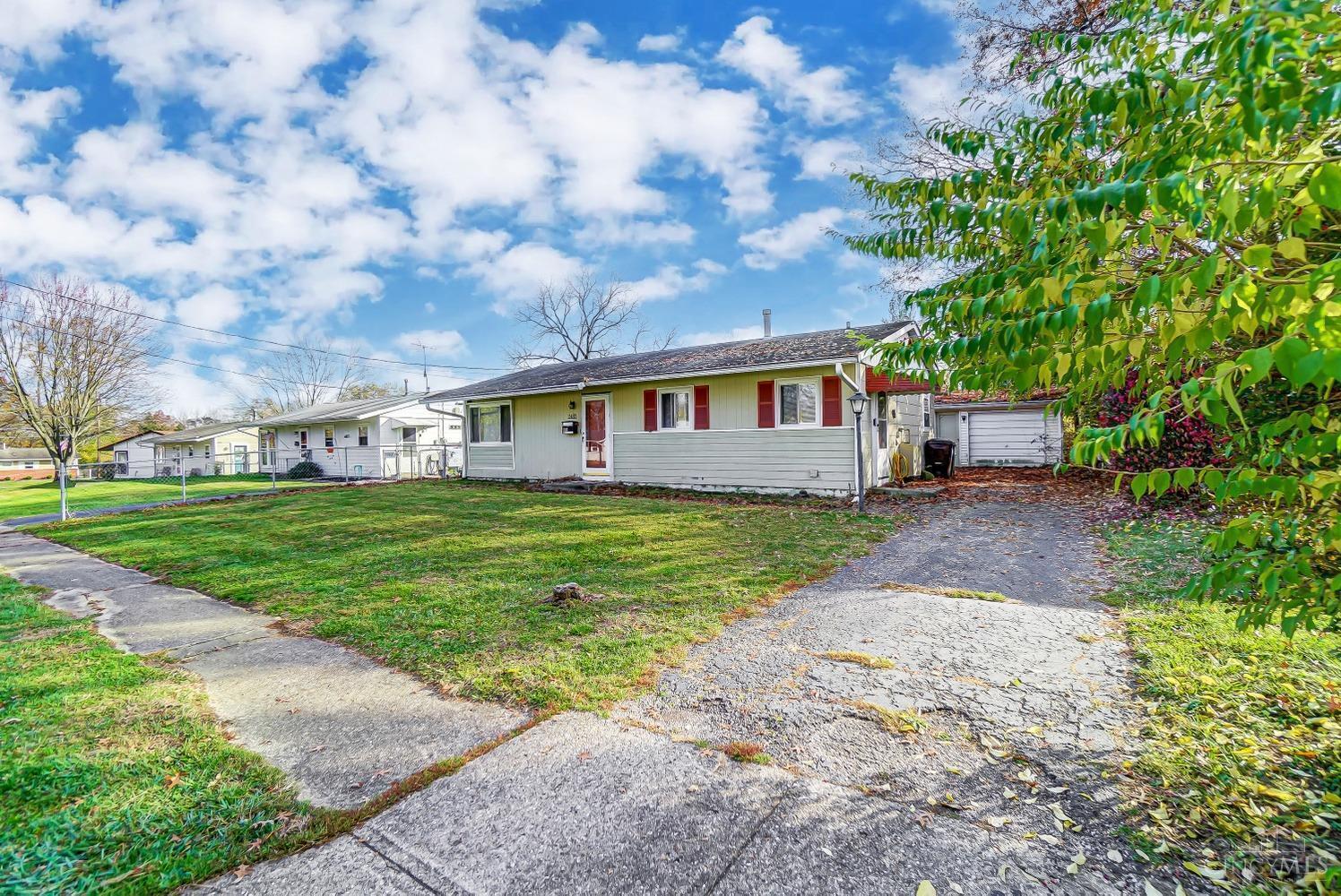 2483 Wenning Road Cincinnati, OH 45231 - Photo 2 of 30 Gallery Image 2