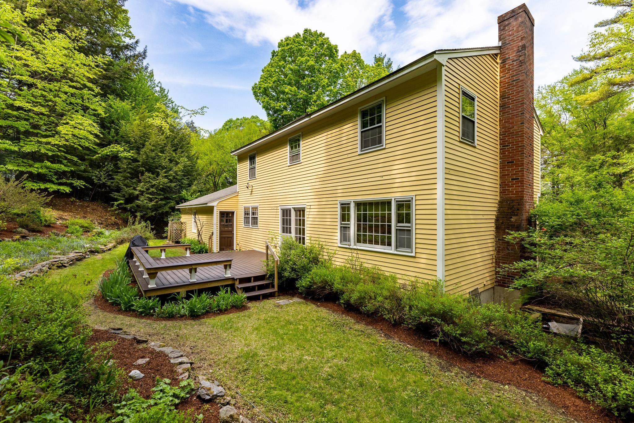8 Ledge Road Hanover, NH 03755 - Photo 4 of 20