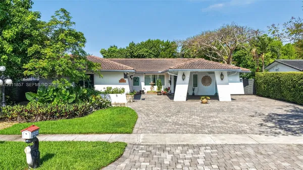 $1,150,000 | 3024 Southwest 98th Court, Miami, FL 33165