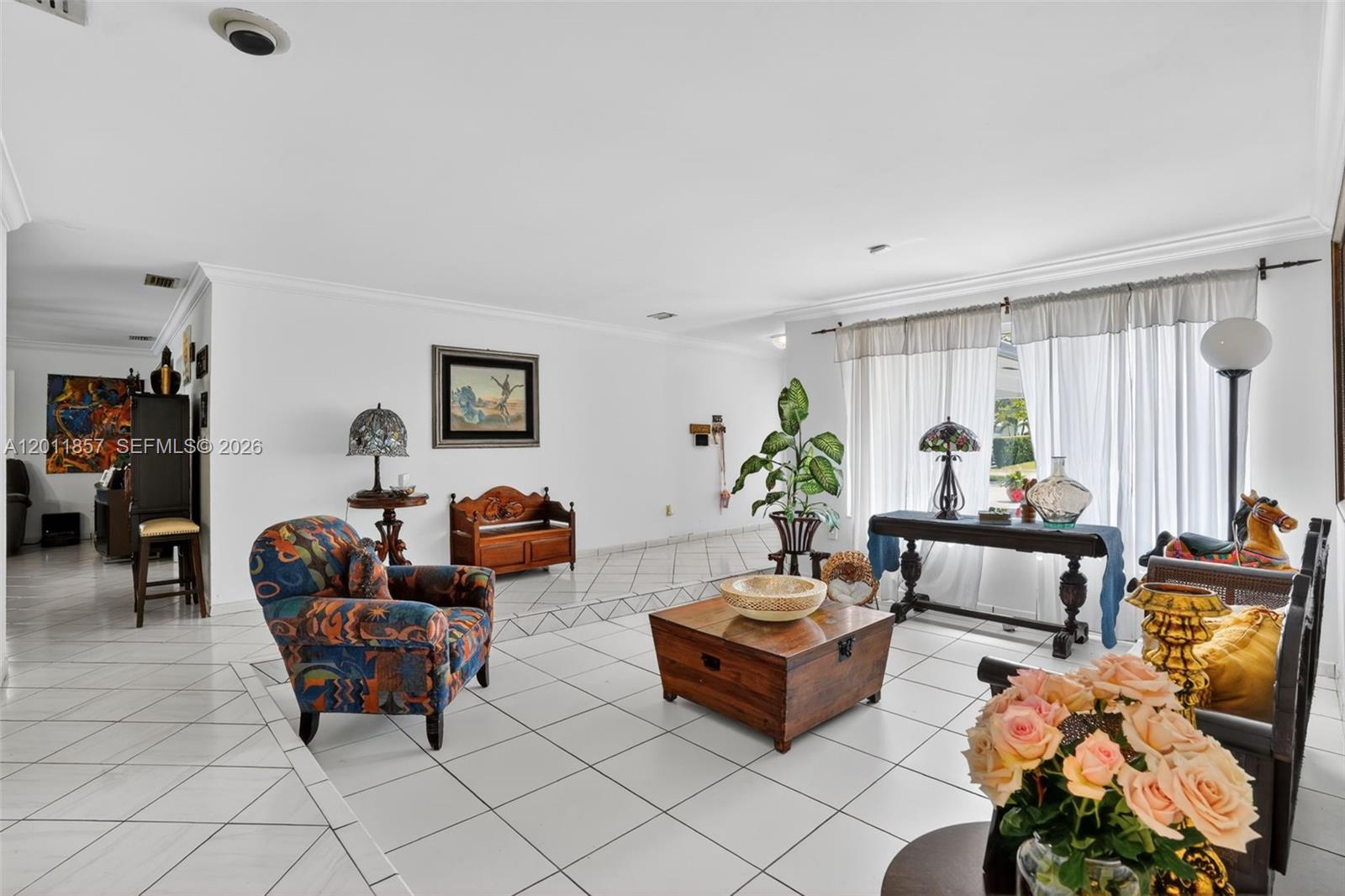 3024 Southwest 98th Court Miami, FL 33165 - Photo 11 of 49
