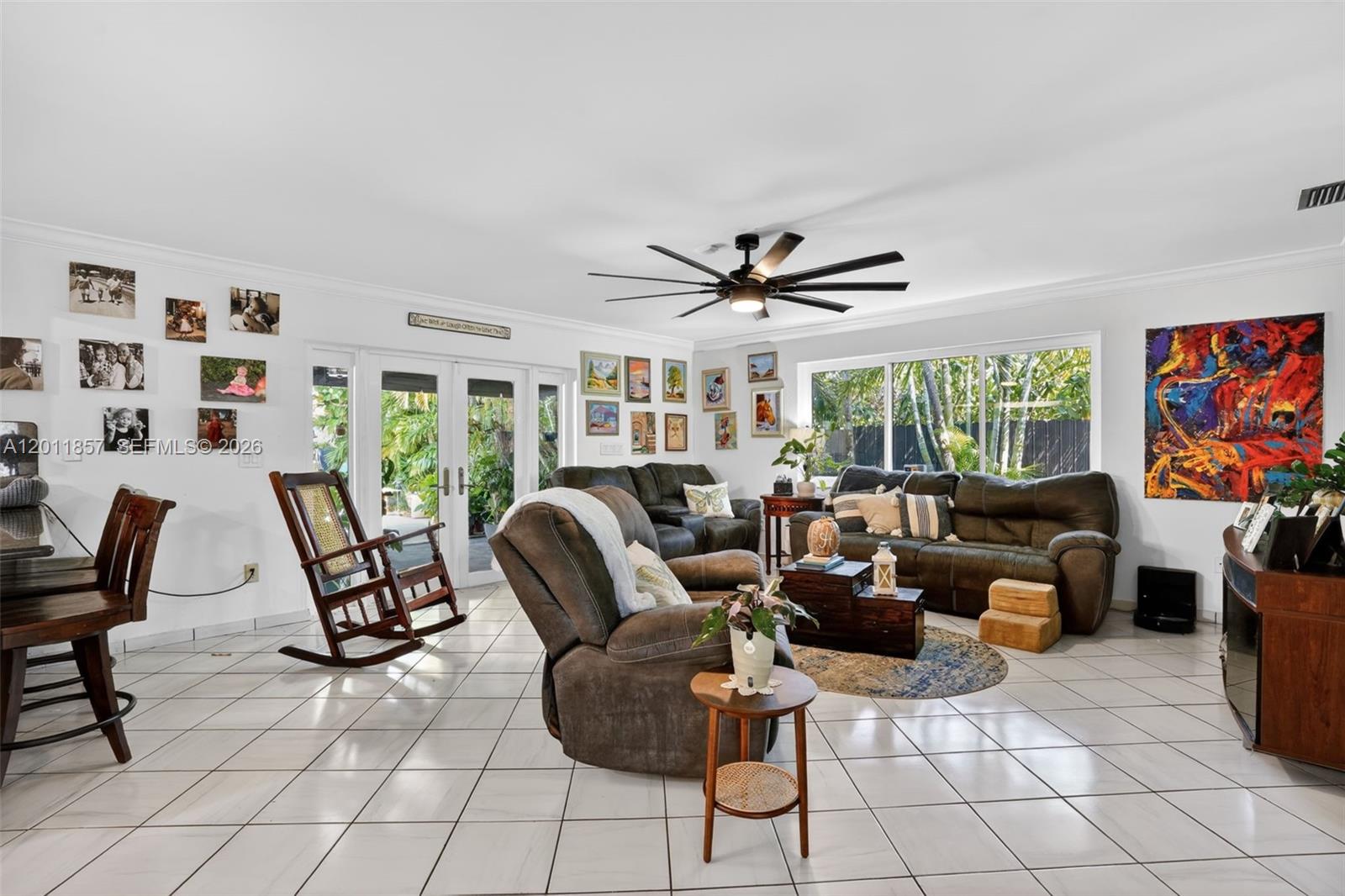 3024 Southwest 98th Court Miami, FL 33165 - Photo 12 of 49