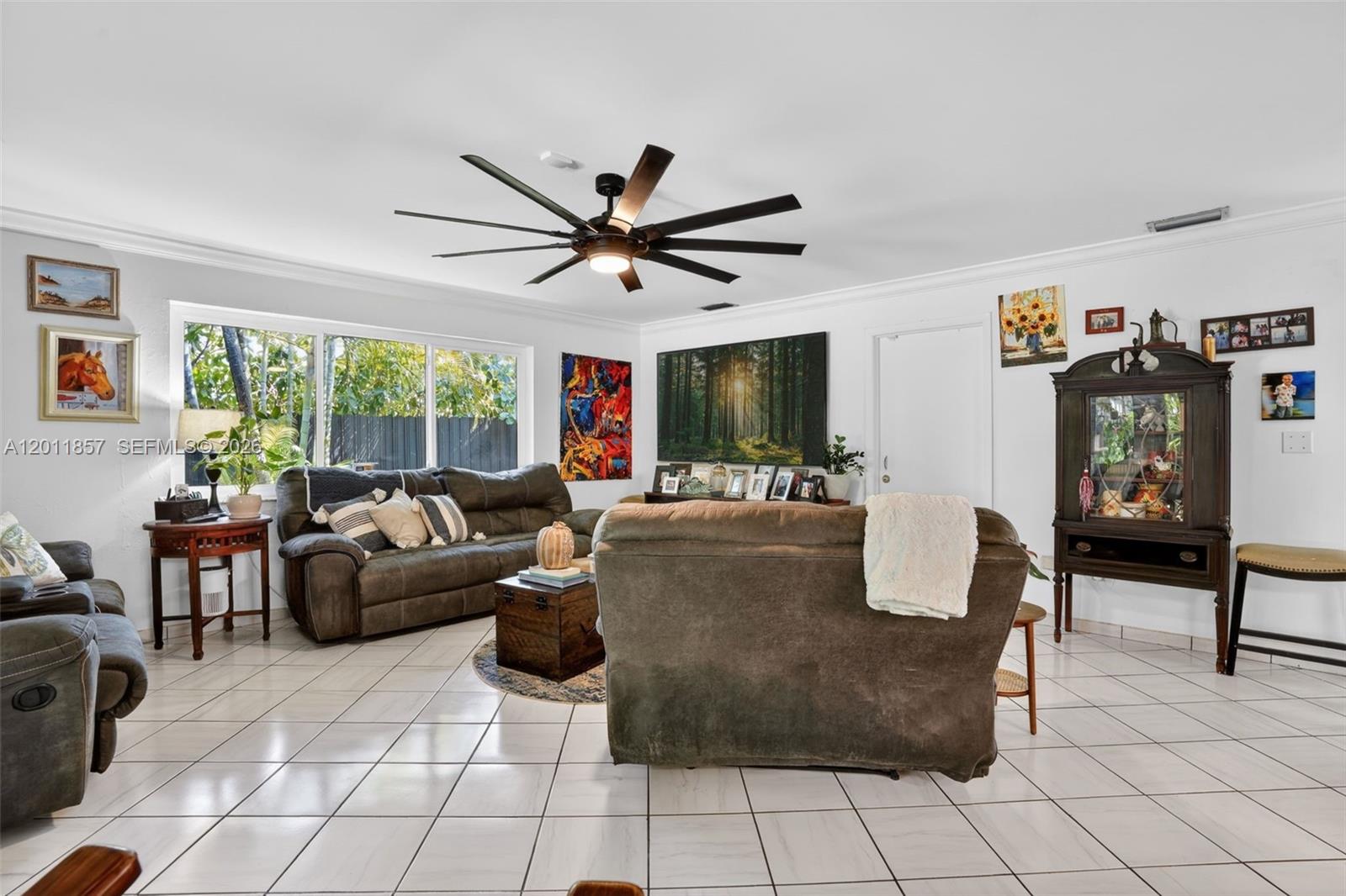 3024 Southwest 98th Court Miami, FL 33165 - Photo 13 of 49