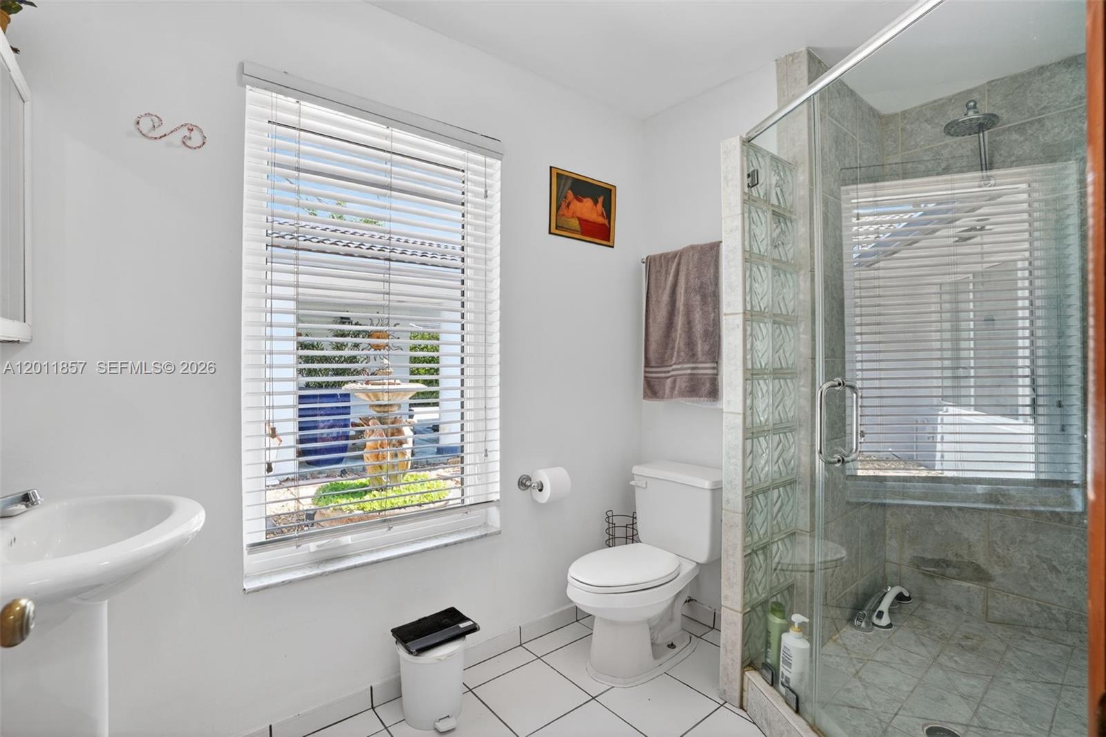 3024 Southwest 98th Court Miami, FL 33165 - Photo 31 of 49