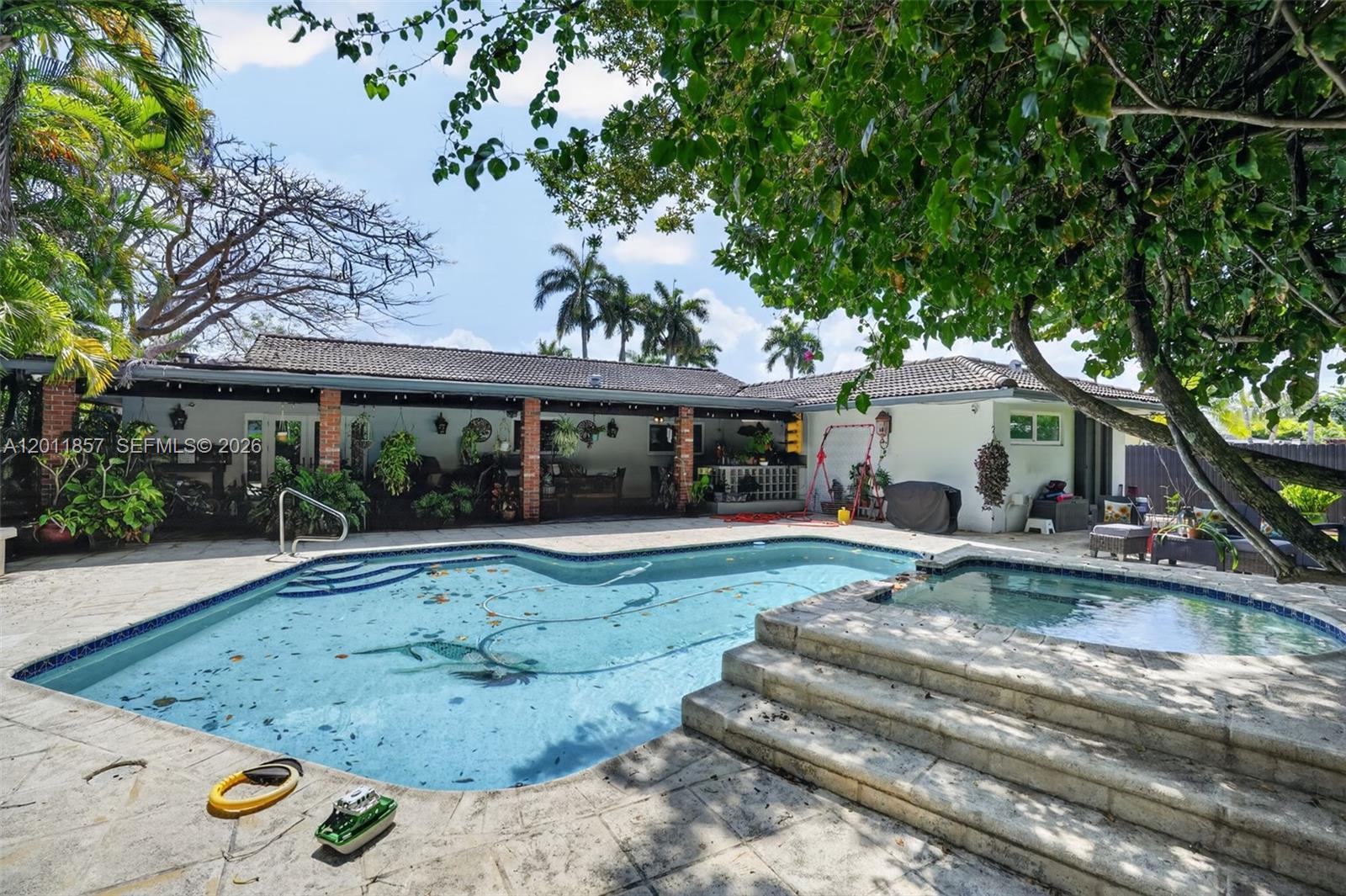 3024 Southwest 98th Court Miami, FL 33165 - Photo 44 of 49