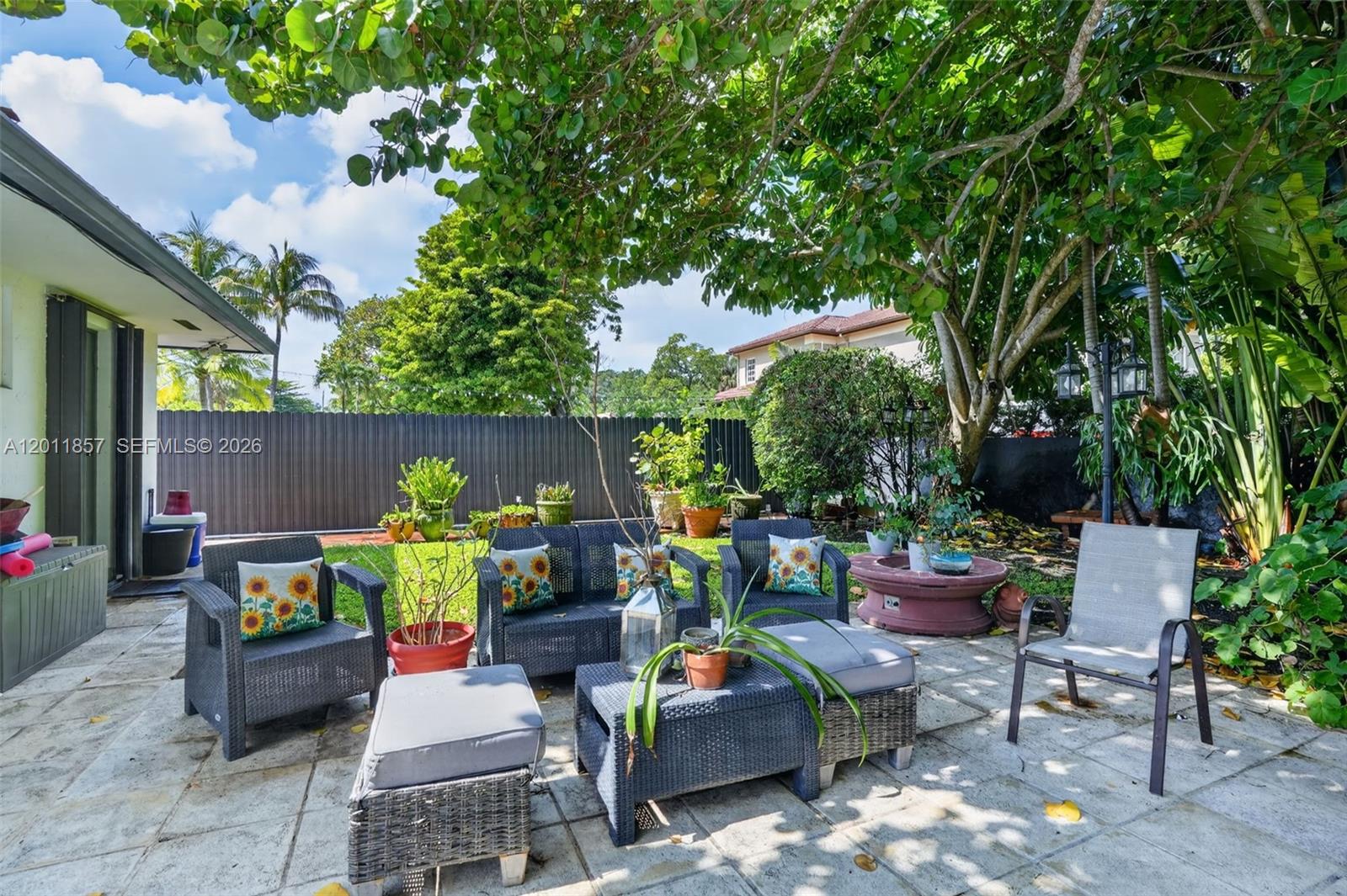 3024 Southwest 98th Court Miami, FL 33165 - Photo 46 of 49