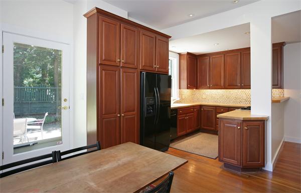 30 Upland Road Brookline, MA 02445 - Photo 6 of 9 Gallery Image 6