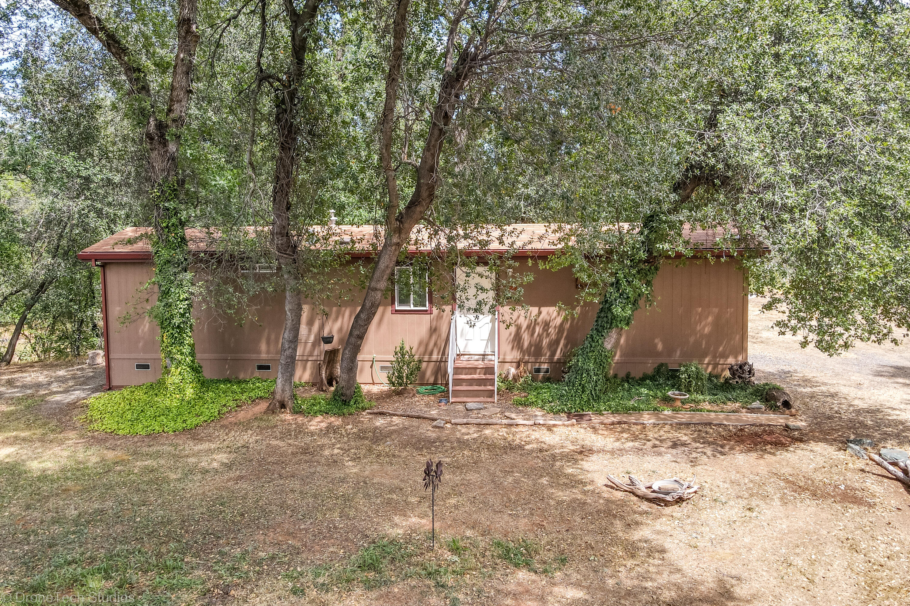 9983 Harley Leighton Road Redding, CA 96003 - Photo 11 of 58 Drone-4