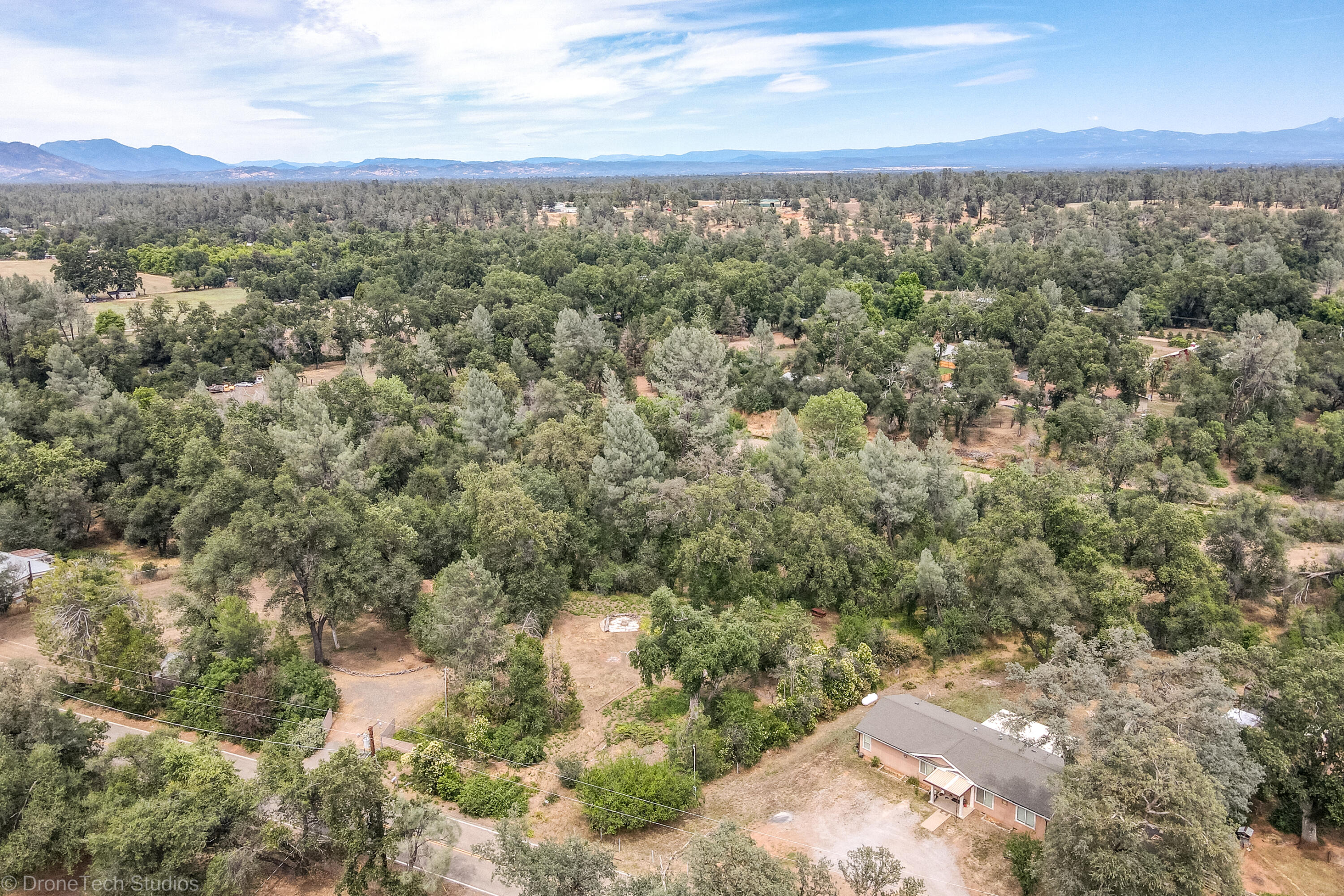 9983 Harley Leighton Road Redding, CA 96003 - Photo 25 of 58 Aerial view looking northeast