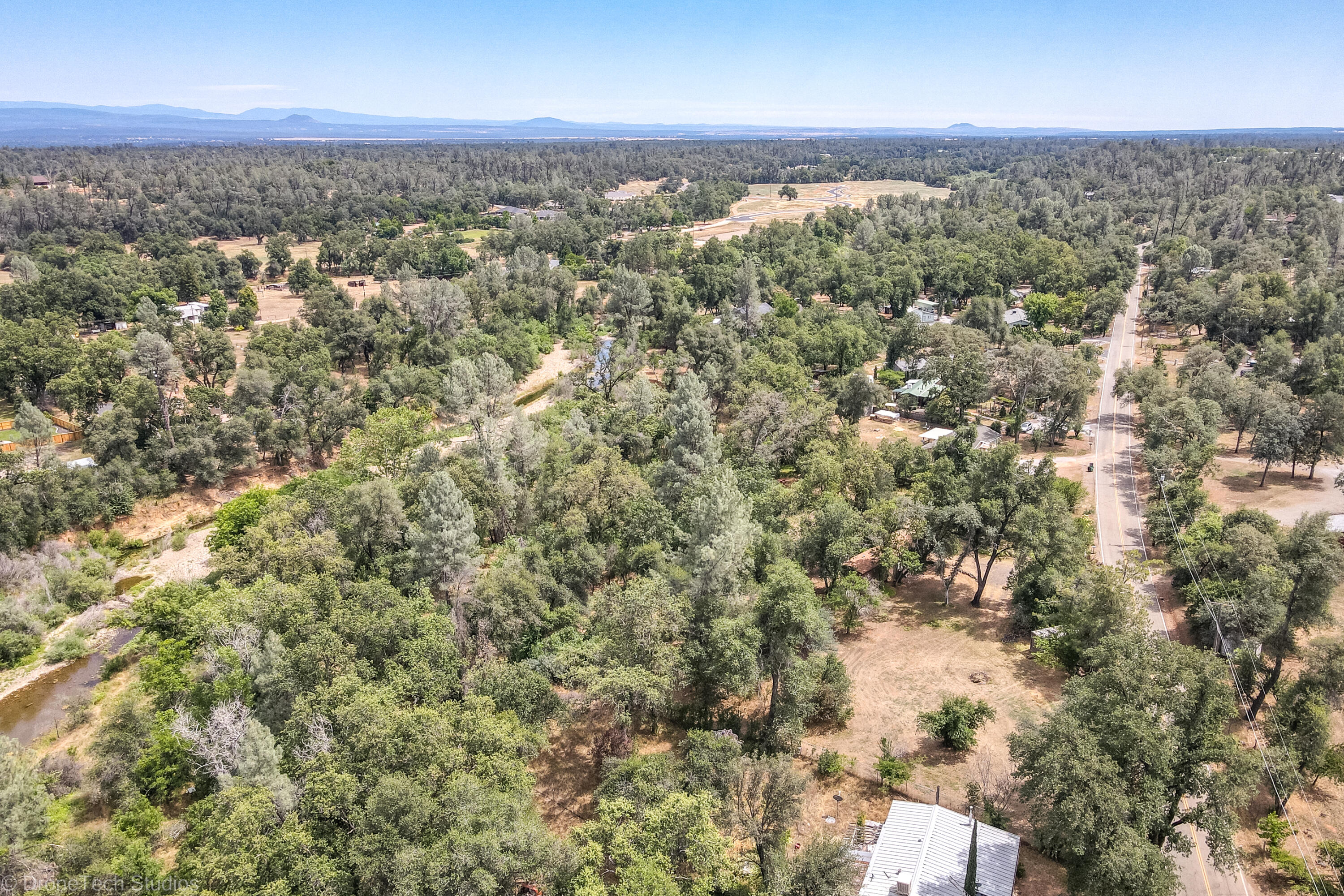 9983 Harley Leighton Road Redding, CA 96003 - Photo 28 of 58 South View