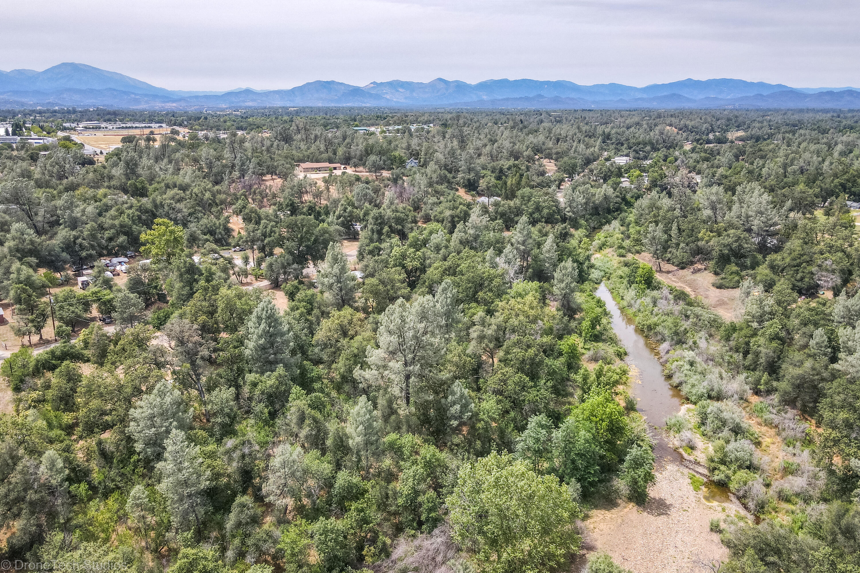 9983 Harley Leighton Road Redding, CA 96003 - Photo 34 of 58 View North