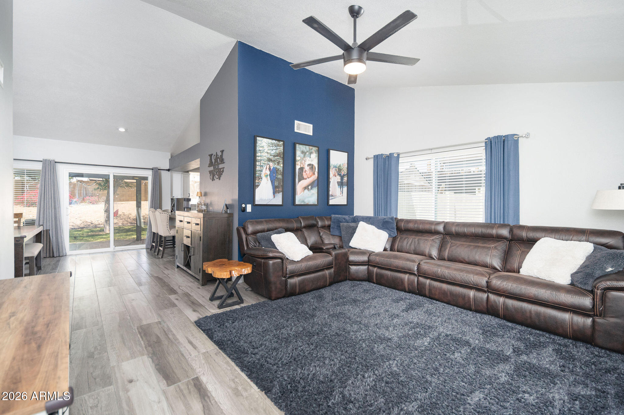 1256 East Utopia Road Phoenix, AZ 85024 - Photo 2 of 19