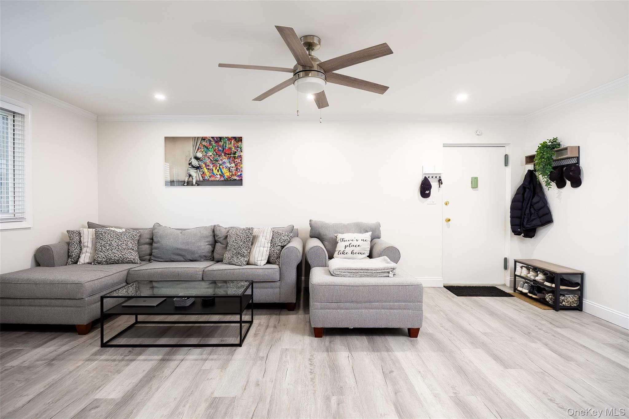 200 Merrick Road, Unit F Amityville, NY 11701 - Photo 14 of 32
