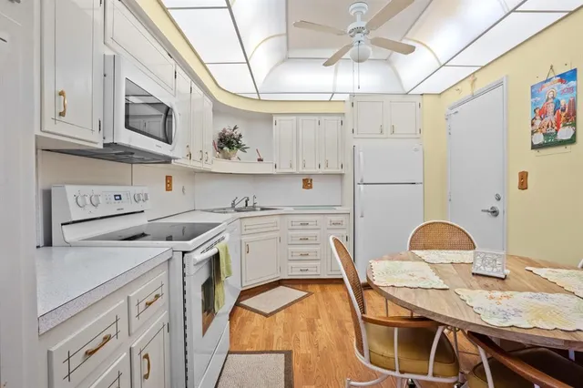 $429,000 | 3300 Northeast 36th Street, Unit 201, Fort Lauderdale, FL 33308