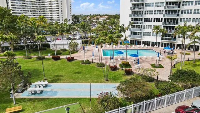 $429,000 | 3300 Northeast 36th Street, Unit 201, Fort Lauderdale, FL 33308