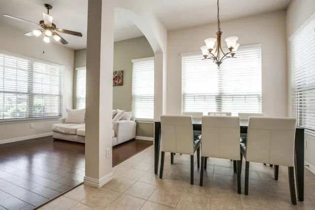 a view of a livingroom with furniture window and outside view