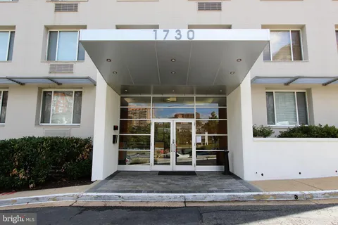 $2,100 | 1730 Arlington Boulevard, Unit 305, Arlington, VA 22209