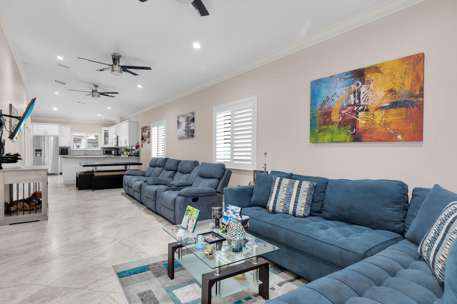 16 Jewfish Avenue Key Largo, FL 33037 - Photo 4 of 69 a living room with furniture a couch and kitchen view