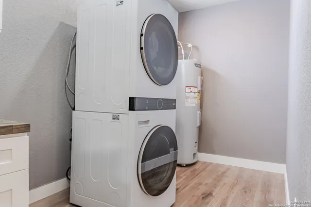 $520,000 | 732 Lake Valley Drive, La Vernia, TX 78121