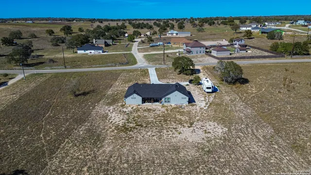 $520,000 | 732 Lake Valley Drive, La Vernia, TX 78121