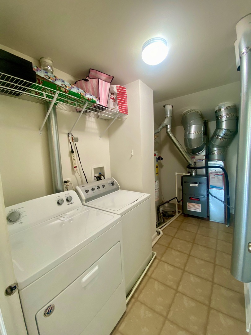 1404 Draper Road, Unit 242 McHenry, IL 60050 - Photo 10 of 14 Gallery Image 10